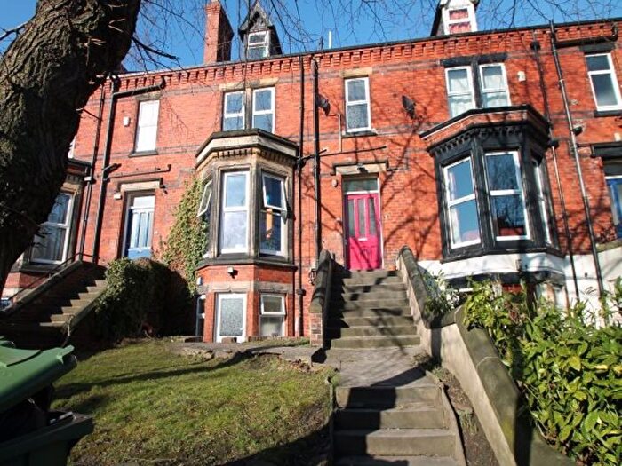 1 Bedroom Flat To Rent In Regent Park Terrace, Leeds, LS6