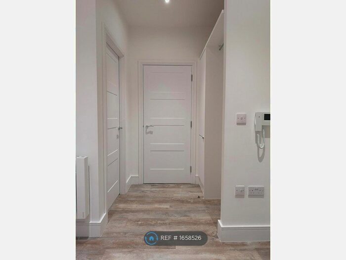 1 Bedroom Flat To Rent In Parkgate, Sheldon, Birmingham, B26