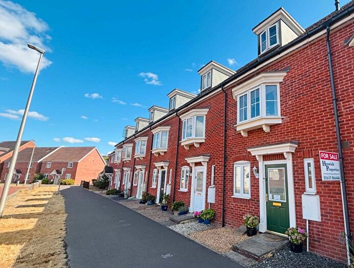 4 Bedroom Town House For Sale In Urquhart Road, Thatcham, RG19