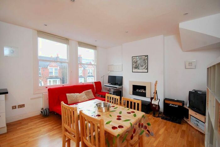 1 Bedroom Flat To Rent In Eardley Road, Streatham, London, SW16