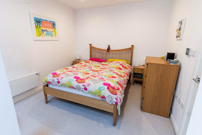 2 Bedroom Apartment To Rent In - Ashby Road, London, SE4