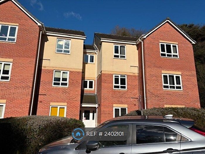 2 Bedroom Flat To Rent In Eccles Way, Nottingham, NG3