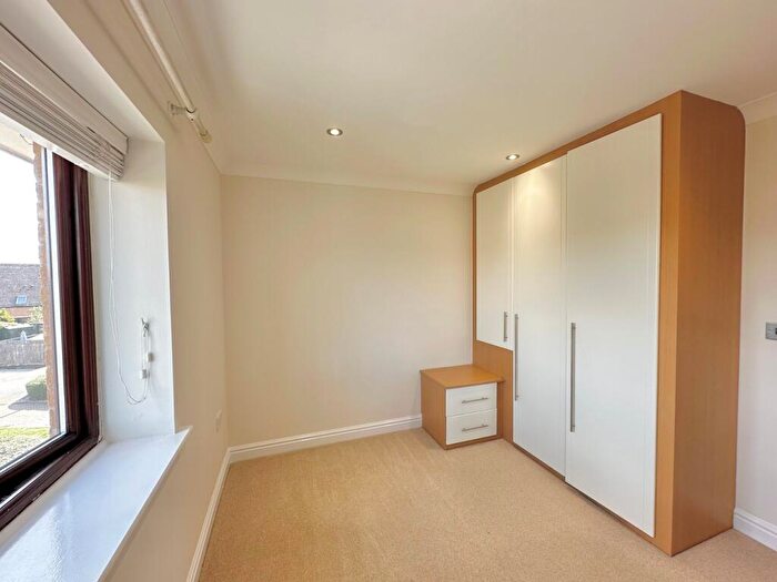 2 Bedroom Apartment To Rent In Queensbury Lane, Monkston Park, Milton Keynes, MK10