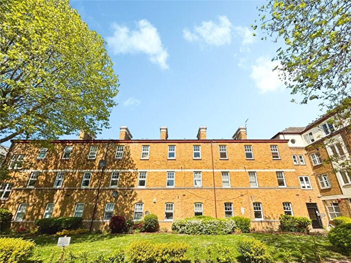 Flat For Sale In Avonley Road, London, SE14