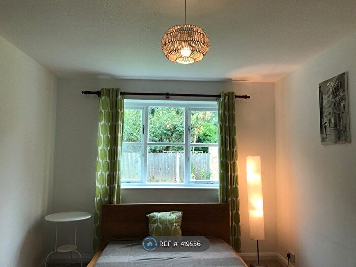 1 Bedroom Flat To Rent In Mount Pleasant Road, London, SE13