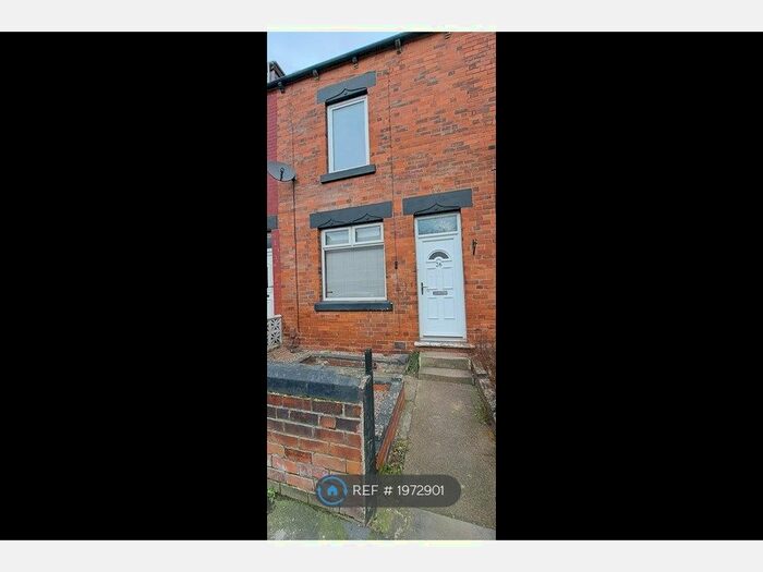 2 Bedroom Terraced House To Rent In Pye Avenue, Mapplewell, Barnsley, S75