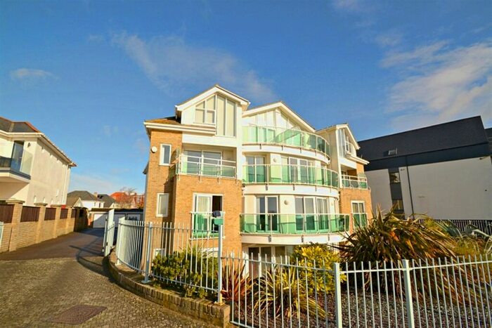 2 Bedroom Flat To Rent In Southbourne, BH6