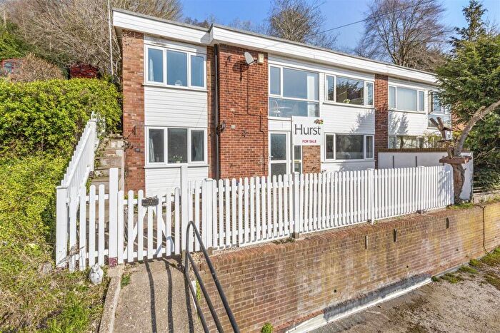 5 Bedroom Semi Detached House For Sale In Combe Rise, High Wycombe (backing Onto Woodland), HP12