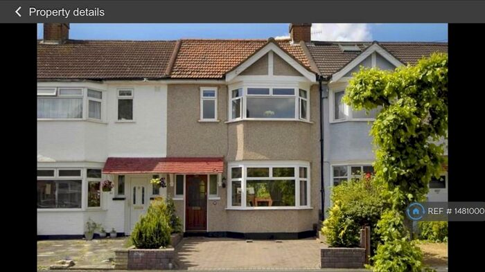 3 Bedroom Terraced House To Rent In Tennyson Avenue, New Malden, KT3