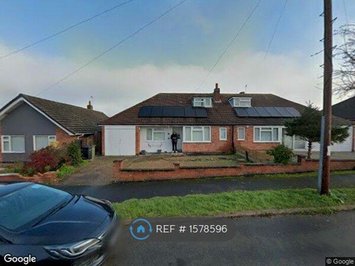 3 Bedroom Bungalow To Rent In Prince Drive, Oadby, Leicester, LE2