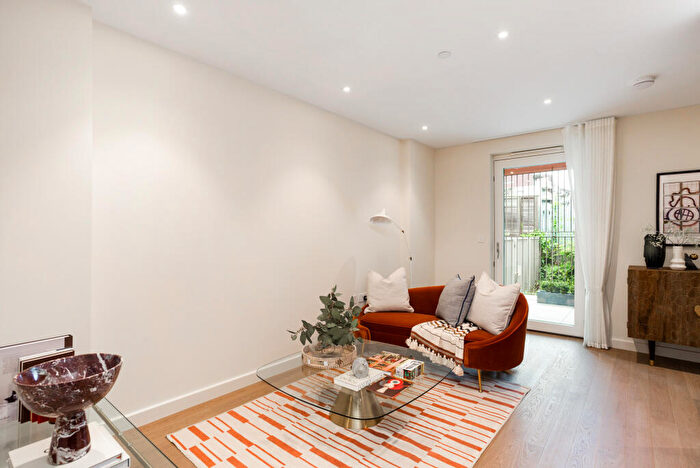 2 Bedroom Apartment For Sale In The Clay Yard, West Hampstead, NW6