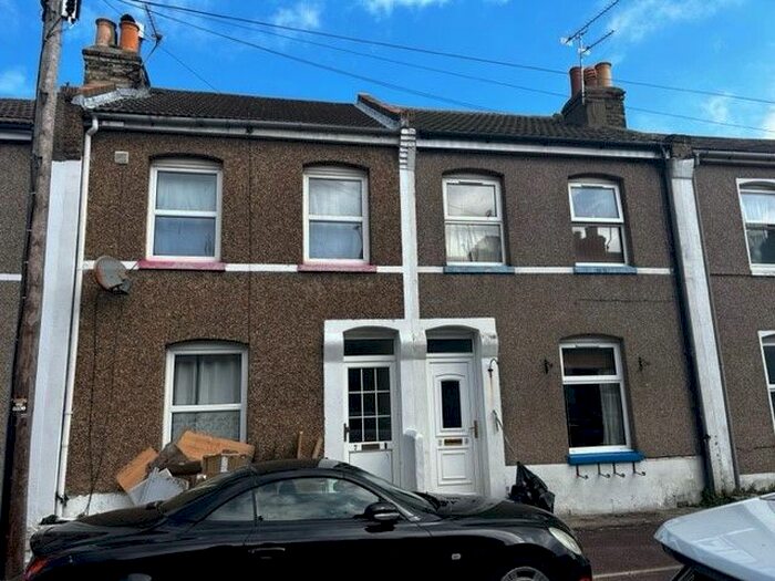 2 Bedroom Terraced House To Rent In Grotto Road, Margate, CT9