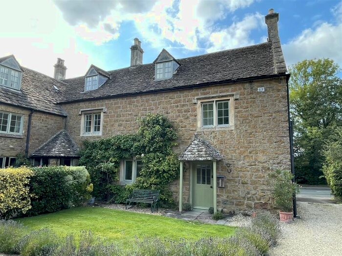 2 Bedroom Cottage To Rent In The Street, Stinchcombe, Dursley, GL11