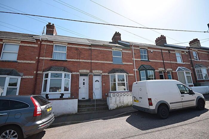3 Bedroom Terraced House To Rent In North View Avenue, Bideford, EX39