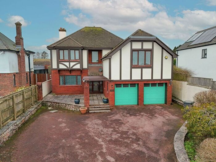 4 Bedroom Detached House For Sale In Dartmouth Road, Paignton, TQ4