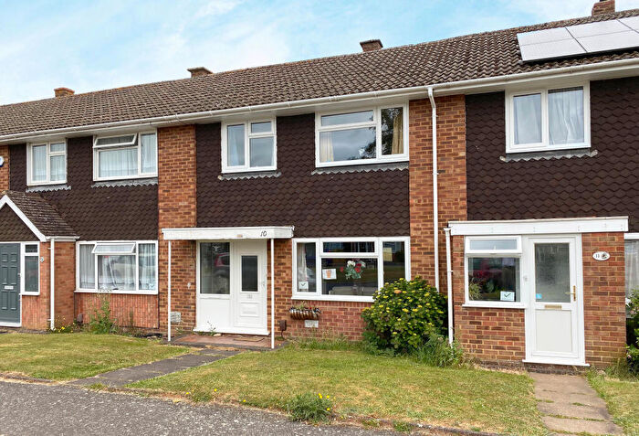 3 Bedroom Terraced House To Rent In Faulkner Way, Downley, HP13