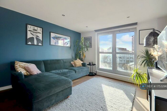 2 Bedroom Flat To Rent In Balmes Road, London, N1