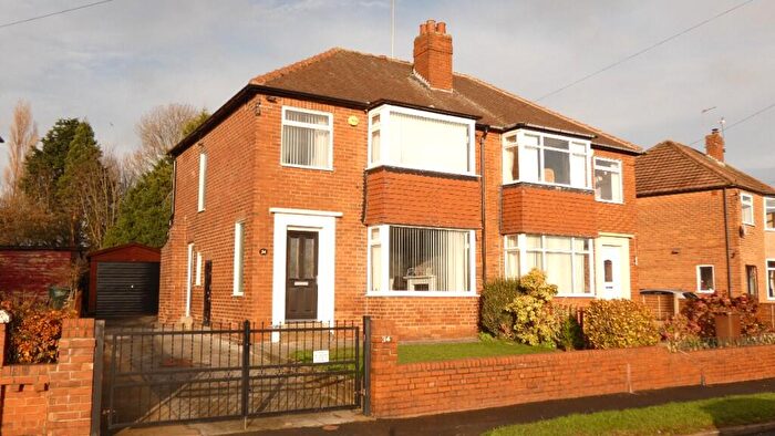 3 Bedroom Semi-Detached House For Sale In Manston Way, Leeds, West Yorkshire, LS15