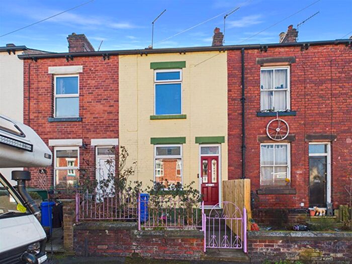 3 Bedroom Terraced House For Sale In Upper Valley Road, Meersbrook, Sheffield, S8