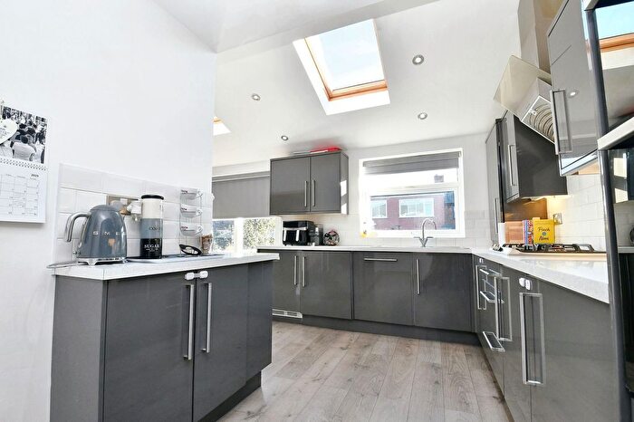 3 Bedroom Semi Detached House For Sale In Branksome Drive, Salford, M6