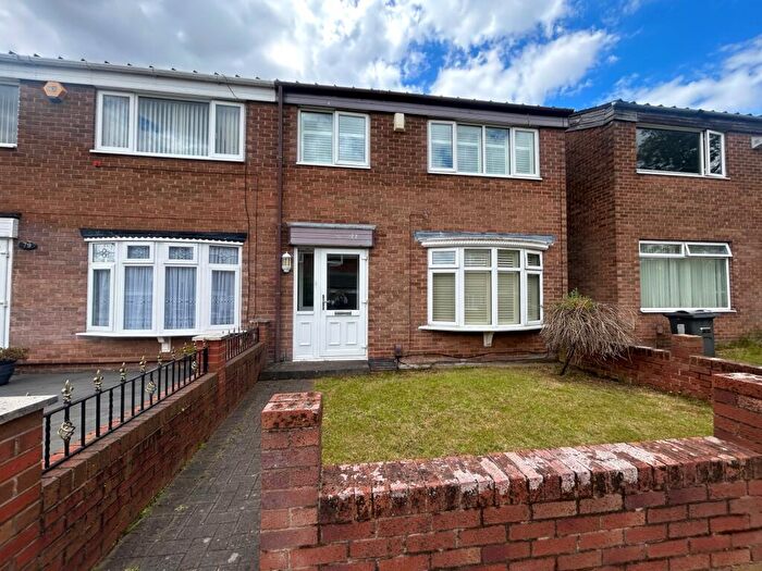 3 Bedroom House To Rent In Linton Walk, Birmingham, B23
