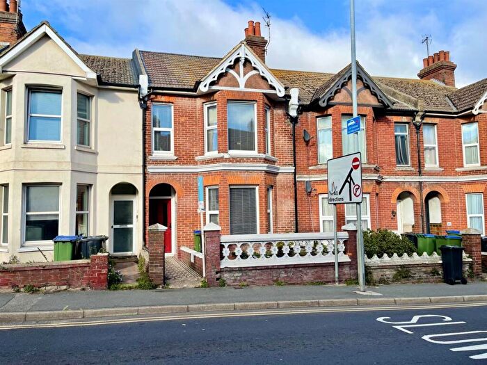 3 Bedroom Terraced House For Sale In Brighton Road, Newhaven, BN9