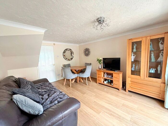 2 Bedroom Terraced House For Sale In Byron Way, Killay, Swansea, SA2