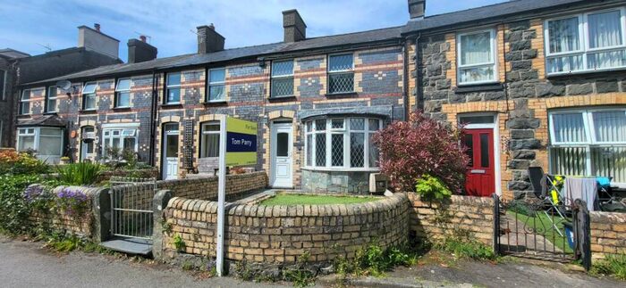 3 Bedroom Terraced House For Sale In Arvonia Terrace, Cricceith, LL52