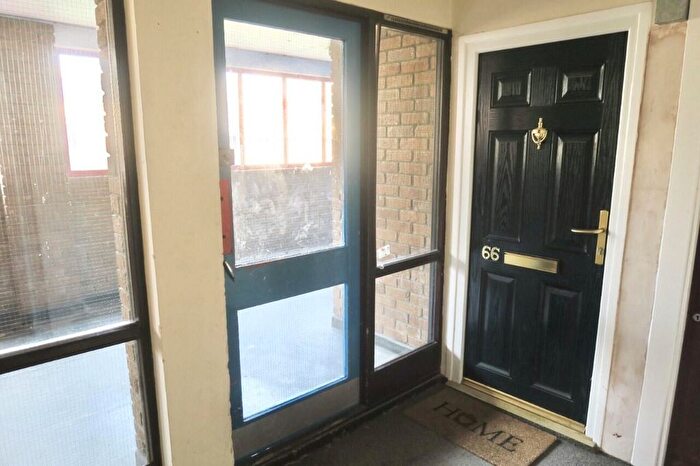 1 Bedroom Flat For Sale In The Sandlings, Pelham Road, London, N22