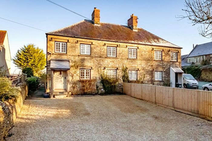 3 Bedroom Cottage For Sale In Hinton, Chippenham, SN14
