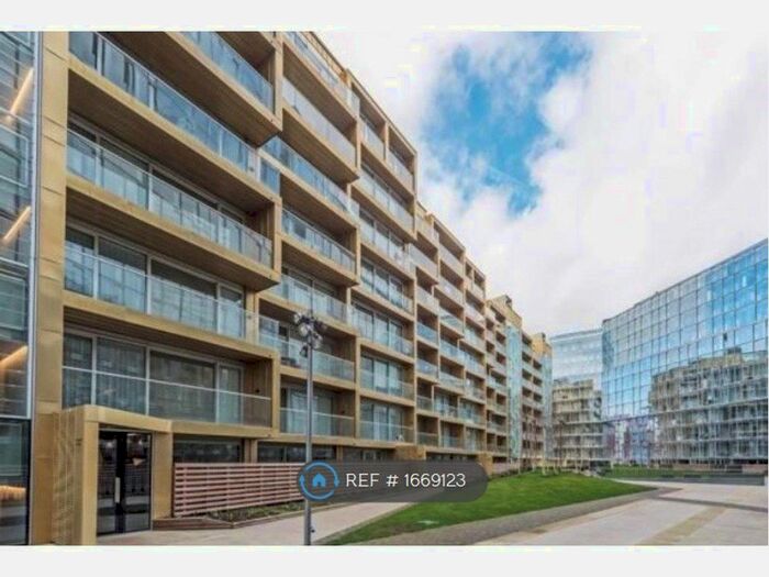 1 Bedroom Flat To Rent In Faraday House, London, SW11