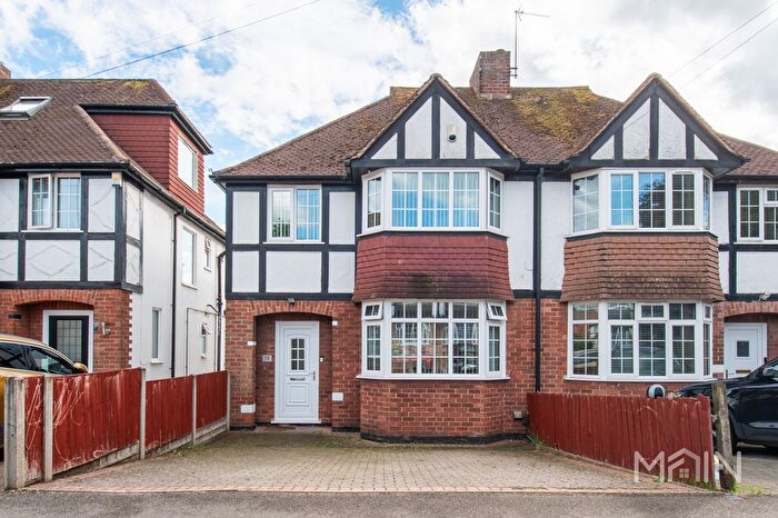 3 Bedroom Semi-Detached House To Rent In Uplands Road, Oadby, Leicestershire, LE2