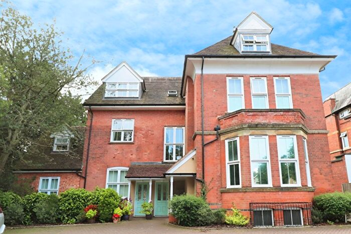 2 Bedroom Flat To Rent In Elmfield Avenue, Stoneygate, Leicester, LE2