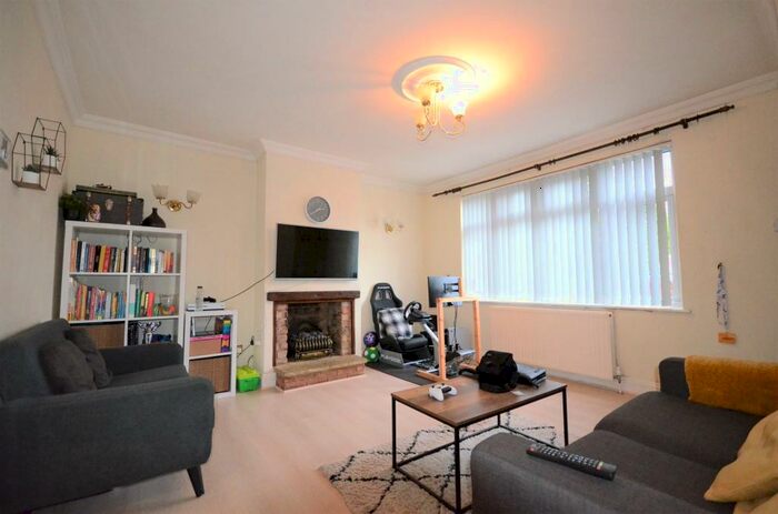 2 Bedroom Semi-Detached House To Rent In Haymill Road, Burnham, SL1