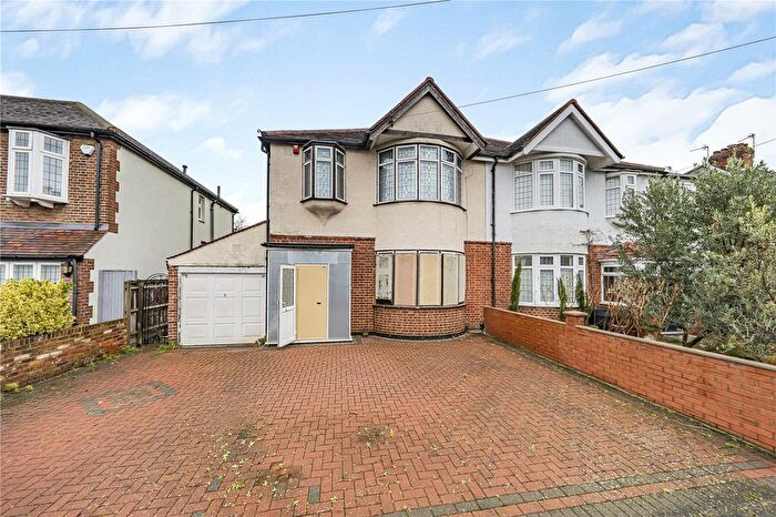 3 Bedroom Semi Detached House For Sale In Lyndhurst Drive, New Malden, Surrey, KT3