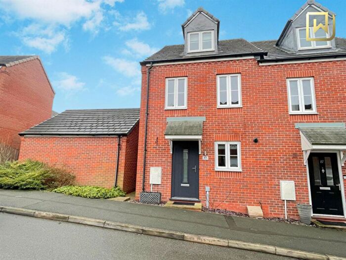3 Bedroom Town House To Rent In Burtree Drive, Norton Heights, Stoke-On-Trent, ST6