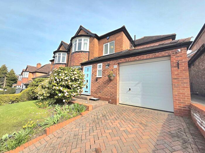 3 Bedroom Semi Detached House For Sale In Darnick Road, Sutton Coldfield, B73