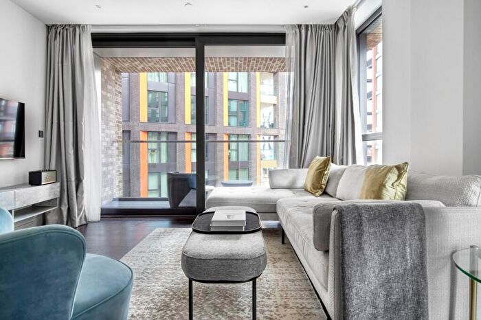 2 Bedroom Apartment To Rent In Ponton Road, London, SW11