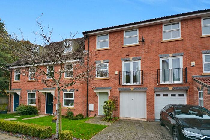 4 Bedroom Town House For Sale In High Main Drive, Bestwood Village, NG6