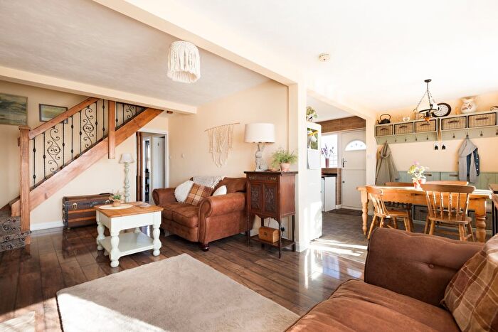 4 Bedroom Detached Bungalow For Sale In Fairfield, Main Street, Gowdall, Goole, Yorkshire, DN14