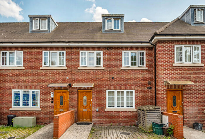 4 Bedroom Terraced House For Sale In Risley Close, Morden, SM4