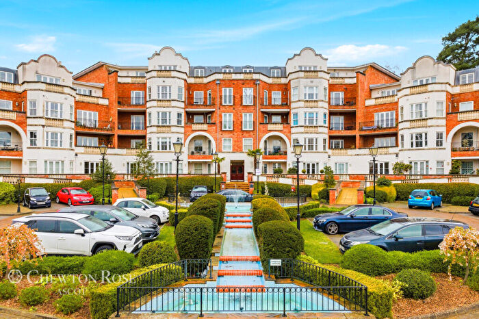 3 Bedroom Apartment For Sale In Burleigh Road, Ascot, SL5
