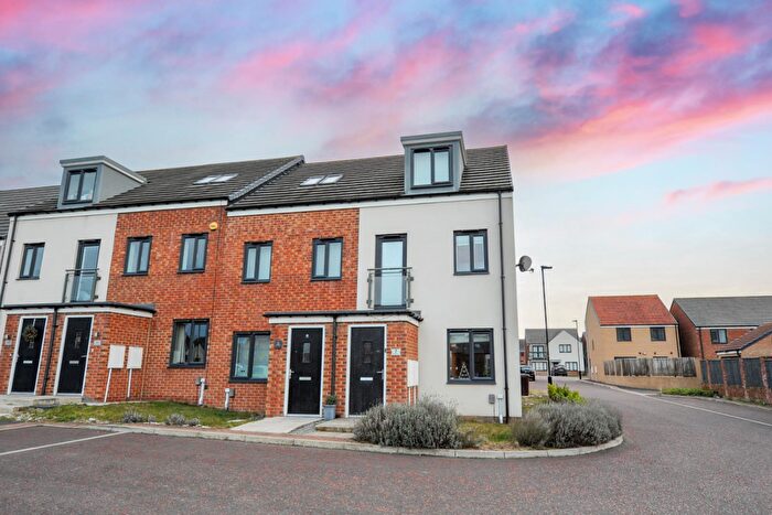 3 Bedroom End Of Terrace House To Rent In Benton Rise, Wallsend, NE28