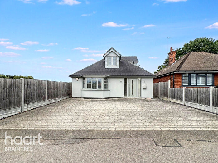 2 Bedroom Chalet For Sale In Clockhouse Way, Braintree, CM7