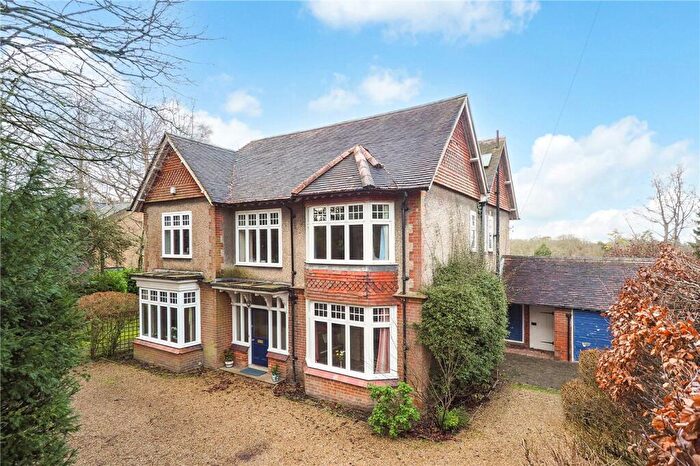 5 Bedroom Detached House For Sale In Chilbolton Avenue, Winchester, SO22