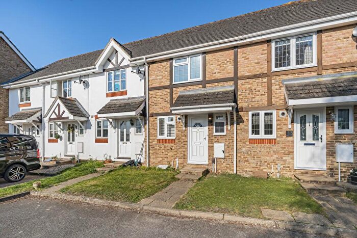 2 Bedroom House To Rent In Firs Avenue, , Windsor, SL4
