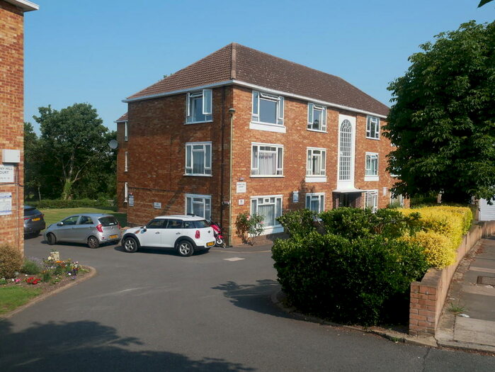 2 Bedroom Apartment To Rent In Sunny Hill Court, Sunningfields Crescent, Hendon, NW4