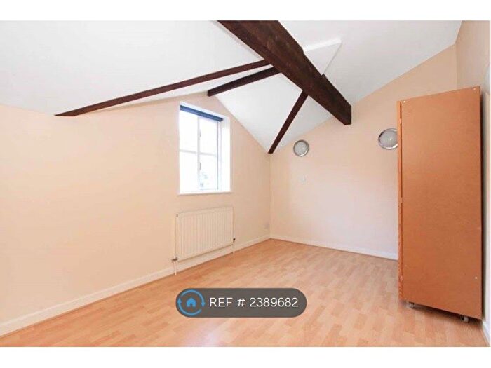2 Bedroom Flat To Rent In Back Percy Street, Liverpool, L8