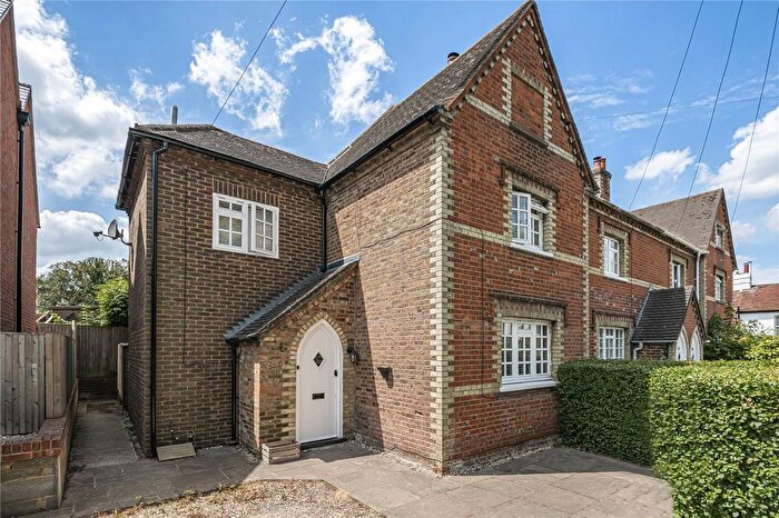 2 Bedroom End Of Terrace House For Sale In High Street, Chinnor, Oxfordshire, OX39