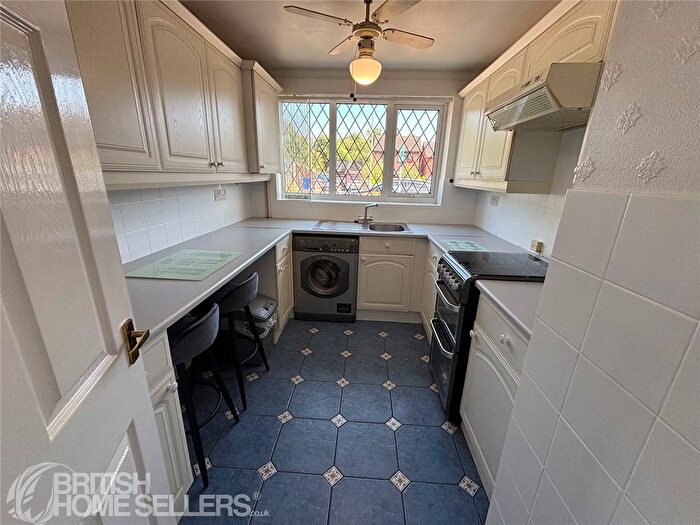 3 Bedroom Bungalow For Sale In Denton Grove, Weston Park, Stoke-On-Trent, Staffordshire, ST3